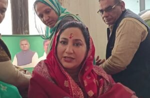 'ये सरकार किस काम की जब मंत्रियों की नहीं सुनती' - सुनैना चौटाला का सीएम सैनी पर हमला