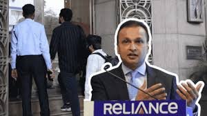 CBI ने अनिल अंबानी की कंपनी रिलायंस कम्युनिकेशंस (RCom) पर बैंकों से हजारों करोड़ की धोखाधड़ी के आरोप में केस दर्ज किया है। जांच जारी है और कई दस्तावेज जब्त किए गए हैं।
