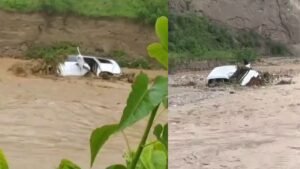 मोहाली में जयंती की राव नदी में बरसाती पानी में बही जीप, दो युवकों की जान बची